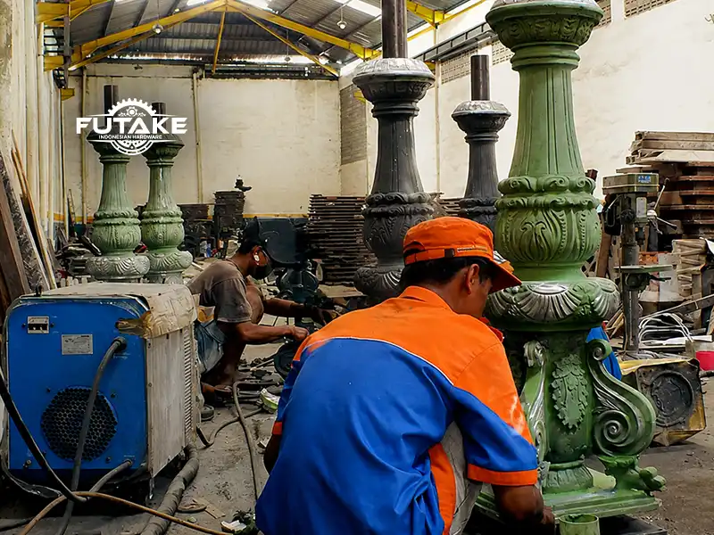 proses pembuatan tiang lampu yang langsung dari produsen futakelampu