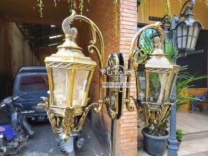 Lampu Dinding Antik