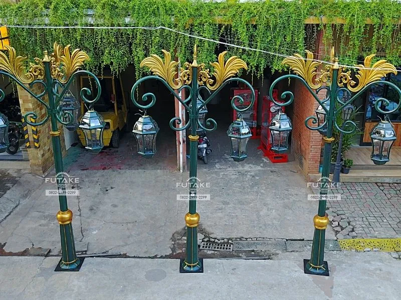 Tiang Lampu Taman Lampu Jalan Cabang Tiga