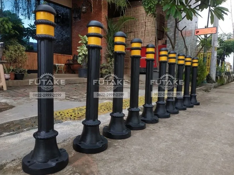 Bollard-Trotoar-besi-pembatas-jalan