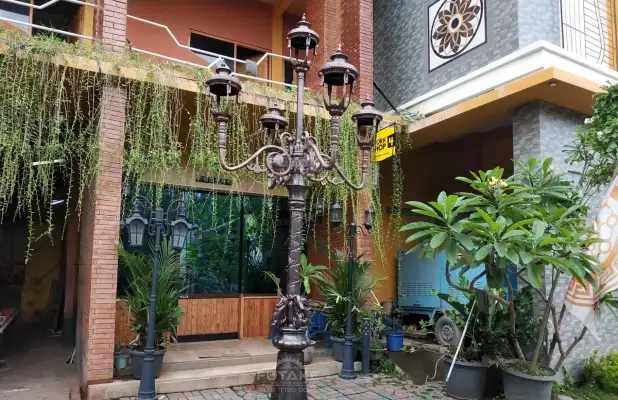 tiang lampu desain antik