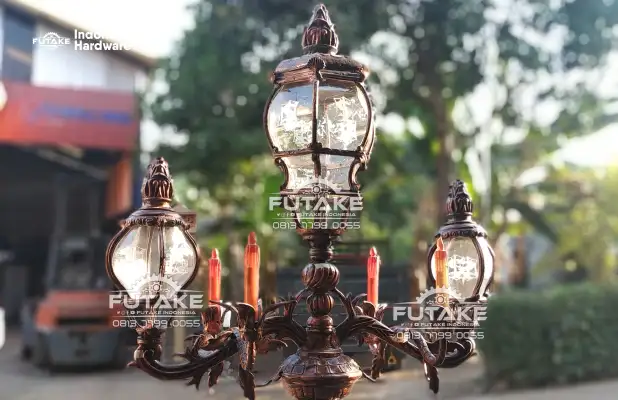 tiang lampu jalan klasik