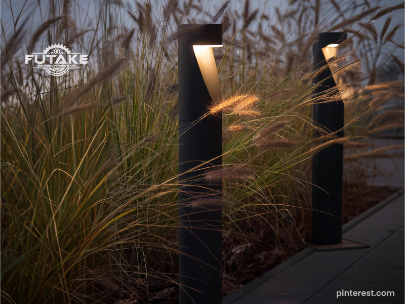 bollard lampu dengan arah cahaya ke bawah