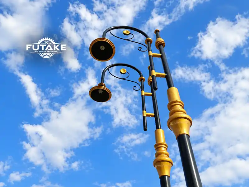 model tiang lampu yang digunakan untuk kawasan industri sebagai ikon atau karakter